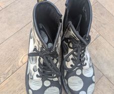 kids doc martens
