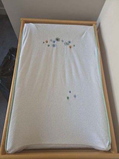 IKEA changing table