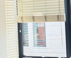 Venetian Blinds Set of 7