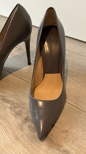 Zara High Heels genuine leather size 6