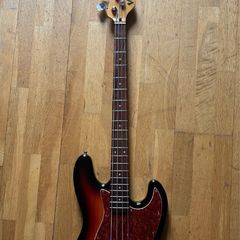 Vintage bass