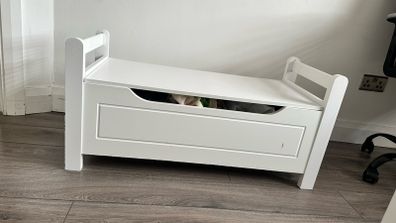 Storage bench