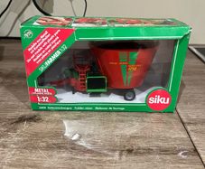 Model Strautmann Diet Feeder 1:32