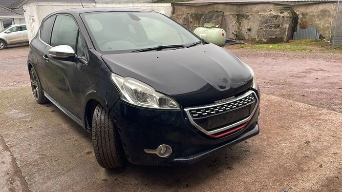 Peugeot 208 gti for breaking