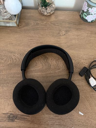 Arctic Nova 5 Wireless Headphones