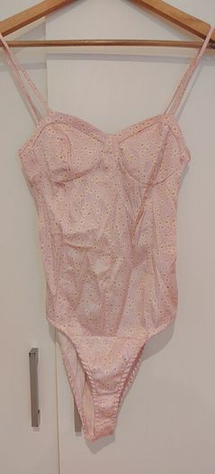 ZARA Bodysuit,size M