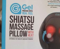 HoMedics GEL Shiatsu Pillow with heat GSP500