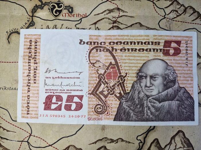 5 Pound B Series 14/10/77 Irish Note