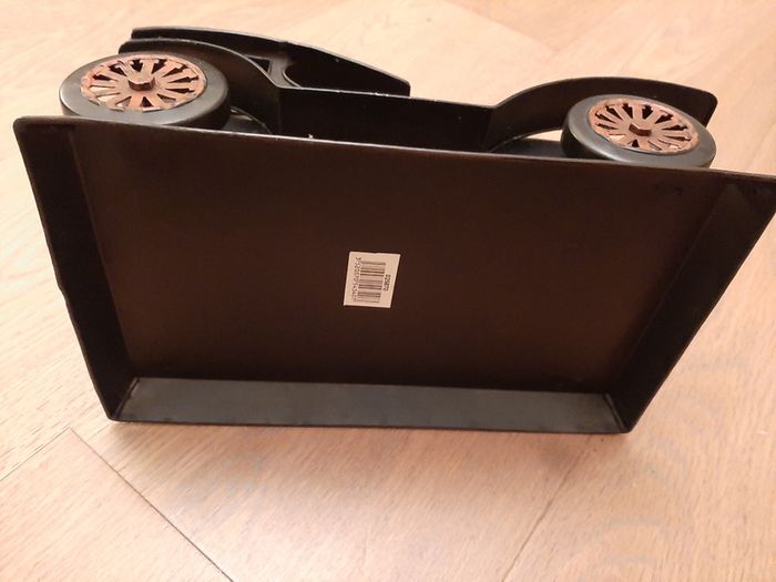 Car Ornament - Length 25cm