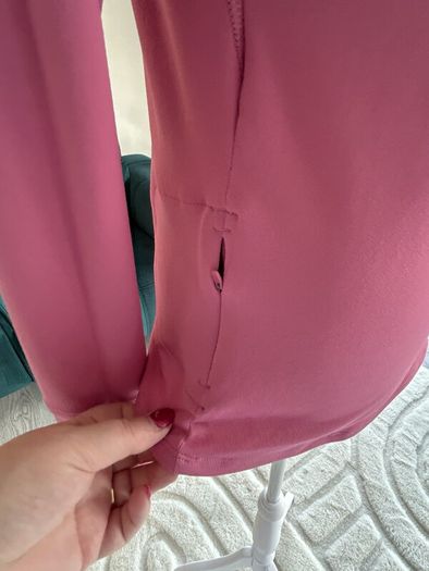 Brand New Ladies Long Sleeve Top from Under Armour