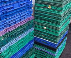 crates