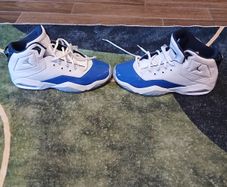 Air Jordan trainers