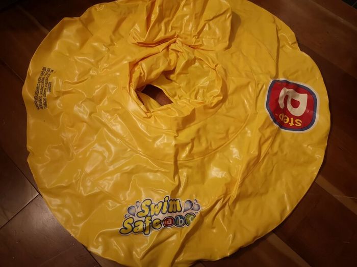 Baby swim seat