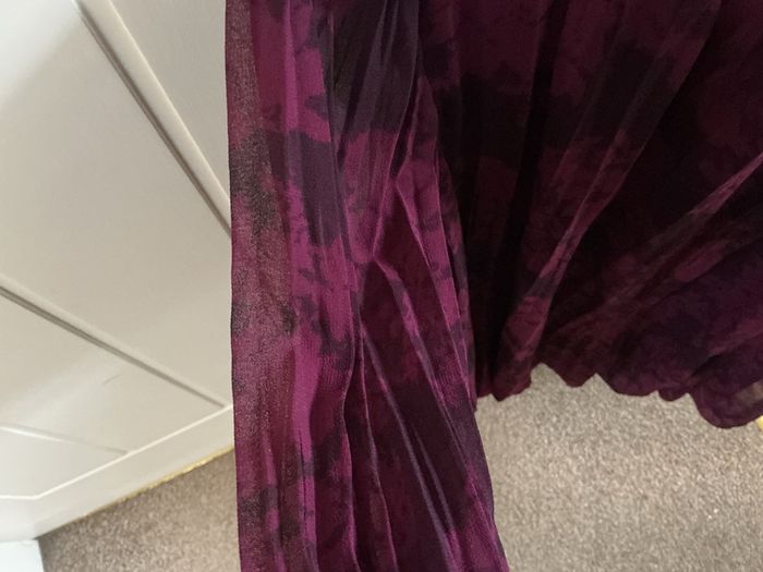 Ladies top size 18