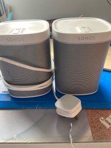 Sonas speakers x 2