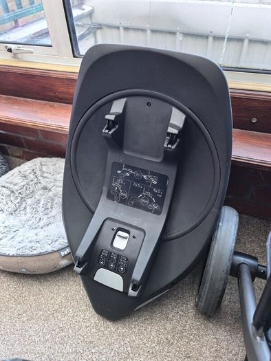 Cybex Cybex Cloud T i-Size Rotating Baby Car Seat