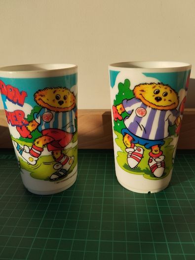 Vintage Gordon the Gopher Cups  1983&1987 10e Each or 2 for 15e