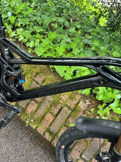 Mondraker Dune Carbon R