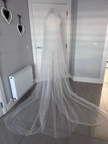 Cathedral veil