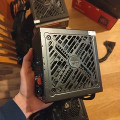 PCCOM SI Series 500W 80 Plus Power Supply PCIe connectors