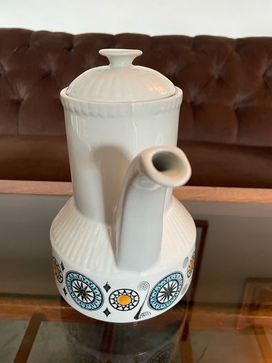 Vintage Kathie Winkle Renaissance Coffee Pot Staffordshire Ironstone England