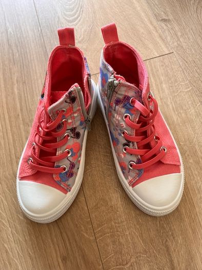 girls shoes