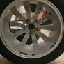 Good tires and wheels 17R set Image 5