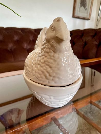 Vintage Mid Sized Cream Ceramic Hen on Nest Egg Keeper Storage Jar