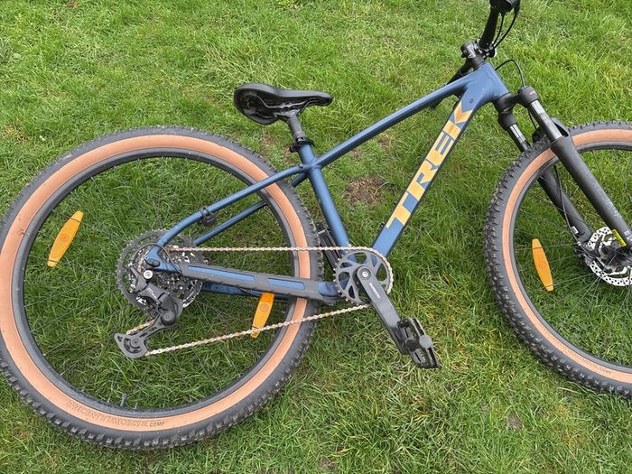 trek marlin 5 mountain bike
