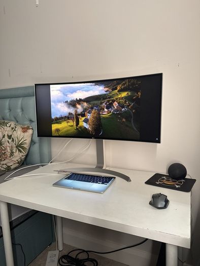 Lg 34 inch ulta wide monitor. With table included.and BachMann extension adapter.