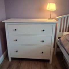 Ikea Hemnes 3 drawer chest of drawers.