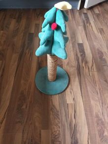 Cat scratching post