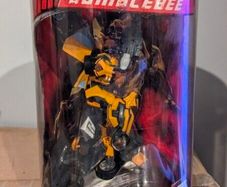 transformers Bumblebee statue 2006