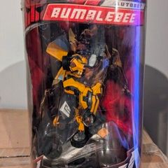 transformers Bumblebee statue 2006