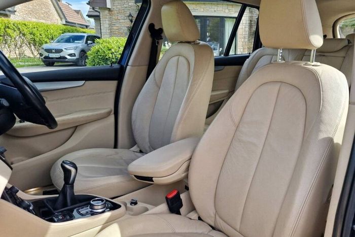 BMW 218d 2 Series - 7 seat