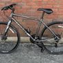 Giant Escape Hybrid Bike Image 2