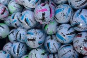 20 Taylormade (Ink) Golf Balls