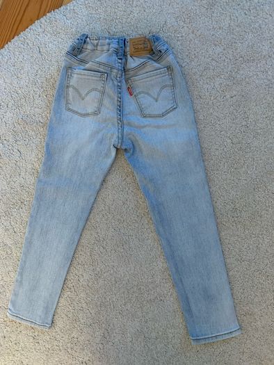 Levi's