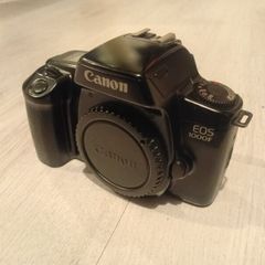 Canon EOS 1000F 35mm Film Camera