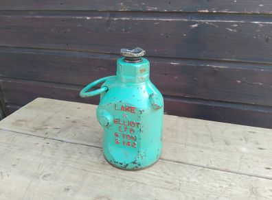 Bottle Jack