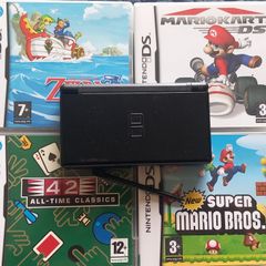 Nintendo DS Lite + 4 Games