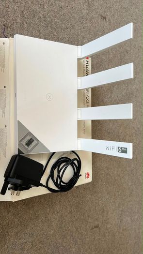 Huawei WiFi AX3 Quad-Core Wi-Fi 6 Router (3000 Mbps)