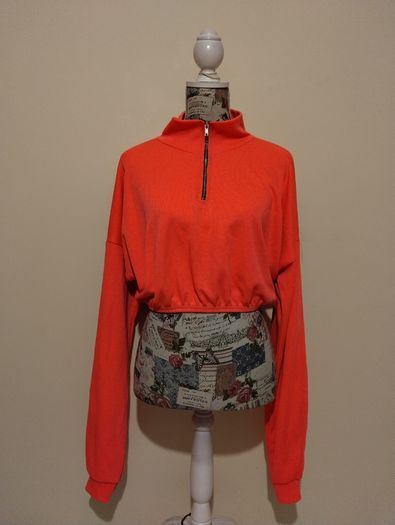 prettylittlethings Pink Zip Up Cropped top jumper