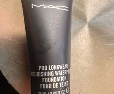 Mac proclongwear nc25