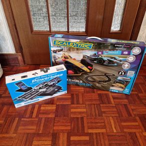 Scalextric NEW Arc 1 Set: Formula E Edition.  ( C1423m)