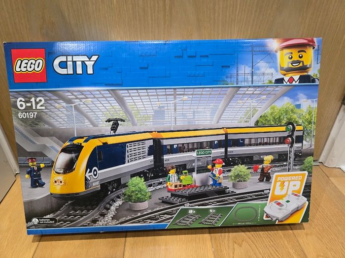 Lego 60197 Passenger Train