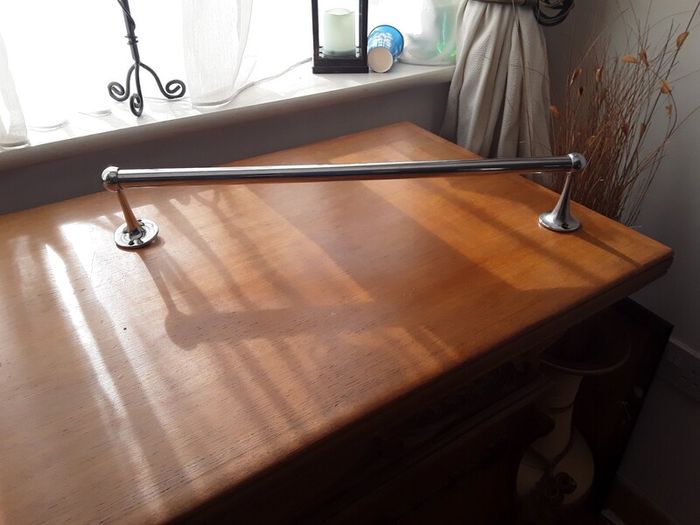 towel rack