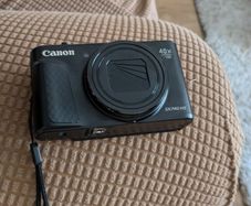 Canon PowerShot SX740 hs