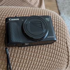 Canon PowerShot SX740 hs