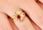 Ruby & diamond ring yellow gold